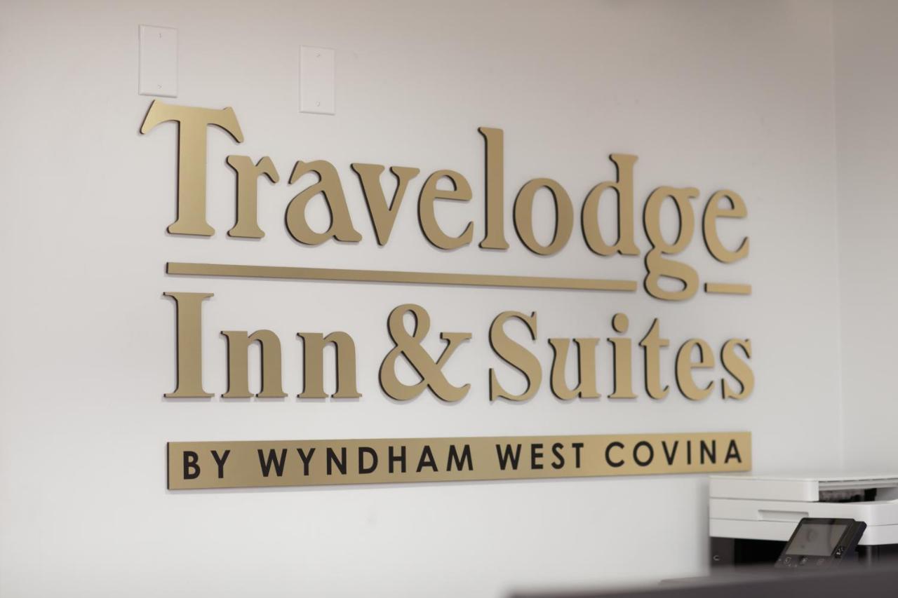 Travelodge Inn & Suites By Wyndham Уест Ковина Екстериор снимка